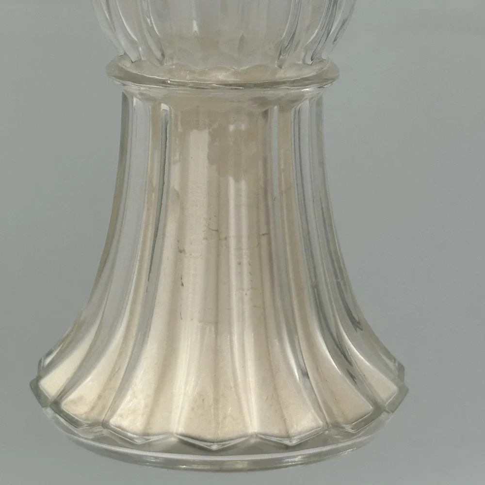 Lady Primrose's Dusting Silk 3 oz Shaker Diamond Cut Vanity Dressing Table